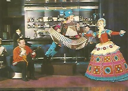 POSTAL 18335: El Solaris del Hotel Cosmos en Rusia
