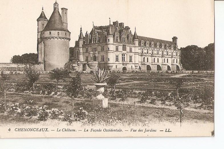 Postal 027518 : Chenonceaux, Le Château. Le Façade Occidentale, Vue des Jardins