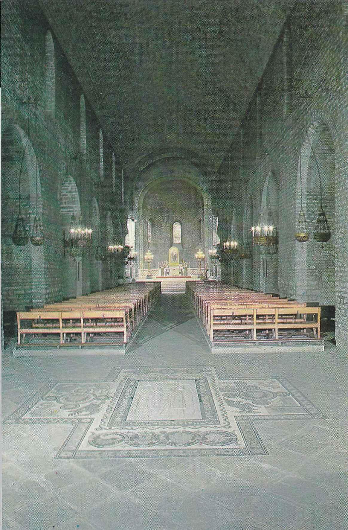 Postal 61108: Interior del monasterio de Sta. Maria de Ripoll. Ripoll