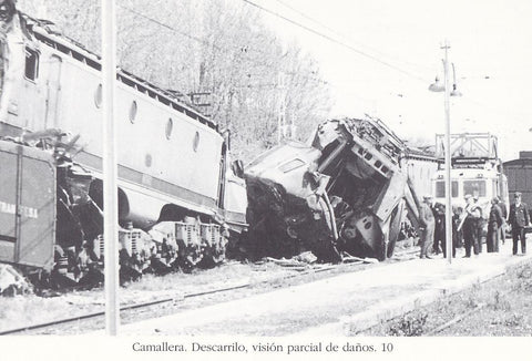 Postal 62276 : Camallera. Descarrilo vision parcial de daños