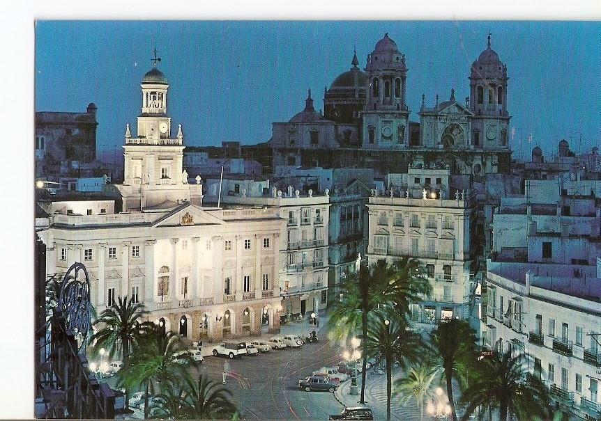 Postal 028999 : Cadiz, Ayuntamiento y Catedral
