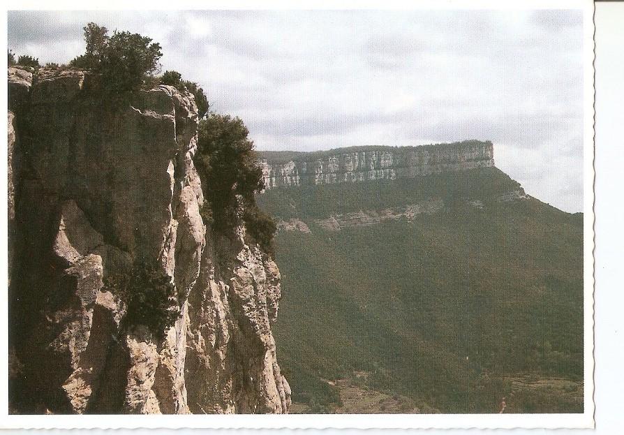 Postal 033929 : Guilleries - Collsacabra. Vista panoramica de les cingleres del Far