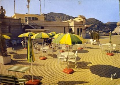 POSTAL 56802: Musee oceanographique de Monaco La Terrasse Vue incomparable de l Italie a lEsterel