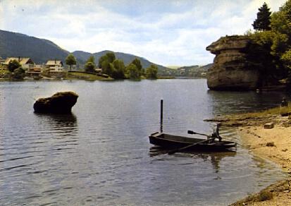 POSTAL 56883: Villers le Lac – Frontiere Franco Suisse Les Bassins de Doubs Le Rocher d Hercule Le Casquette