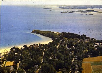 POSTAL 56929: St Cast (Cotes du Nord) La Pointe de la Garde