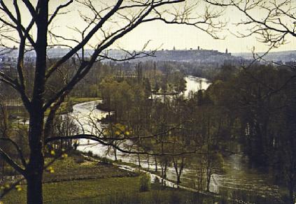 POSTAL 56960: Angouleme Vallee de la Charente