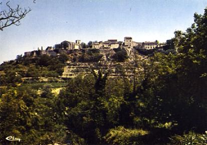 POSTAL 56993: Menerbes (Vaucluse) – Vue generale