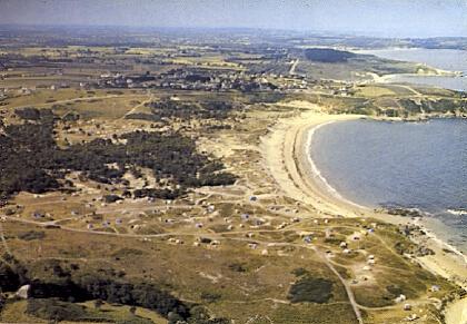 POSTAL 57017: Pleherel-Plage Vue generale le camping et la plage