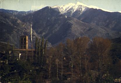POSTAL 57092: St Michel de Cuxa et le massif du Canigou Roussillon