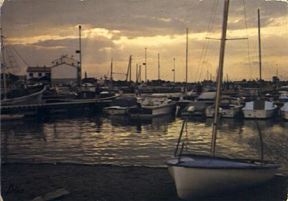 POSTAL 57095: Canet plage Le Port de Plaisance au crepuscule