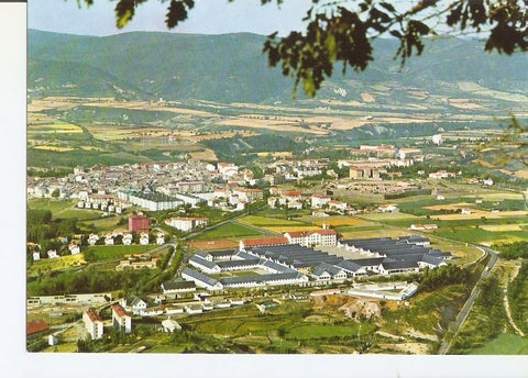 Postal 028066 : Vista General Jaca, Escuela Militar de Montaña. Pirineo Aragones (Huesca)