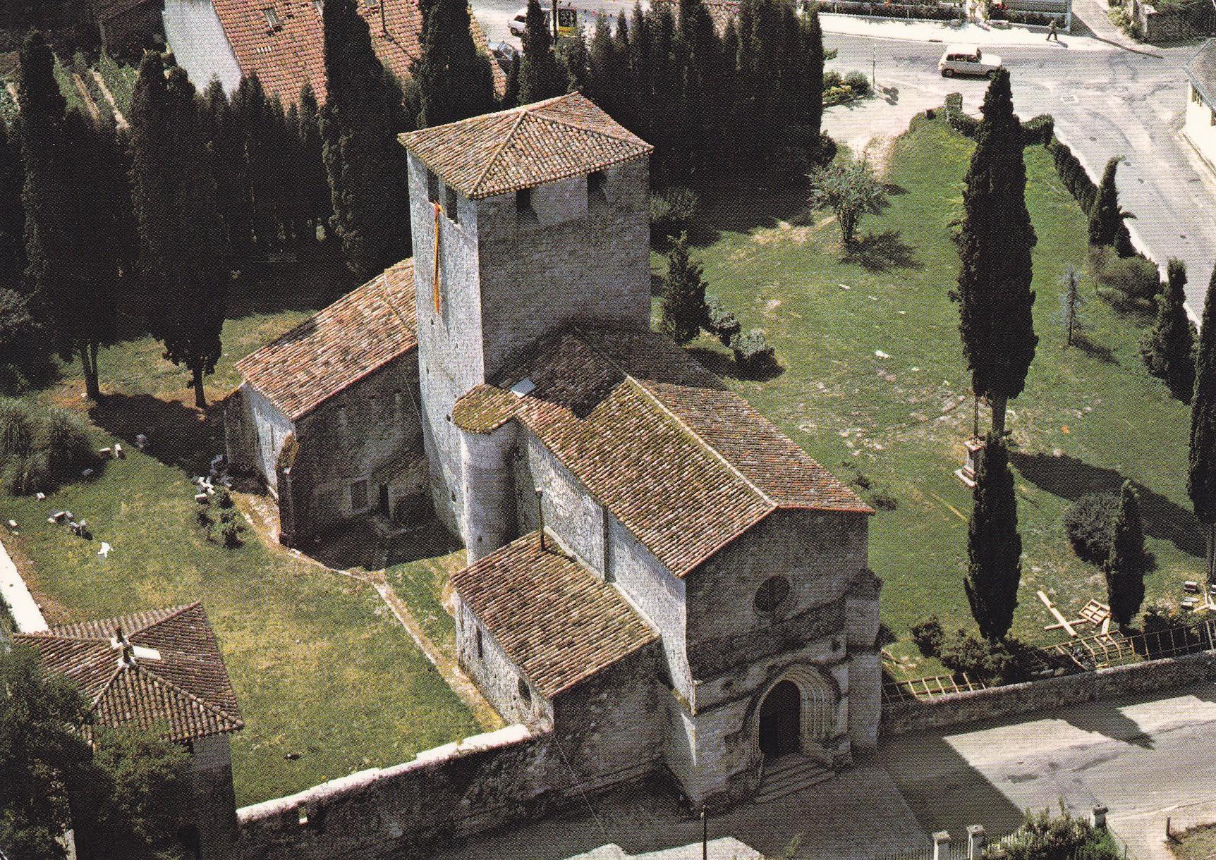 POSTAL 18138:  Eglise de Vianne