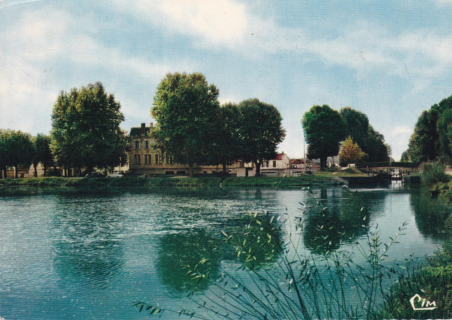 POSTAL 18245: Lalinde