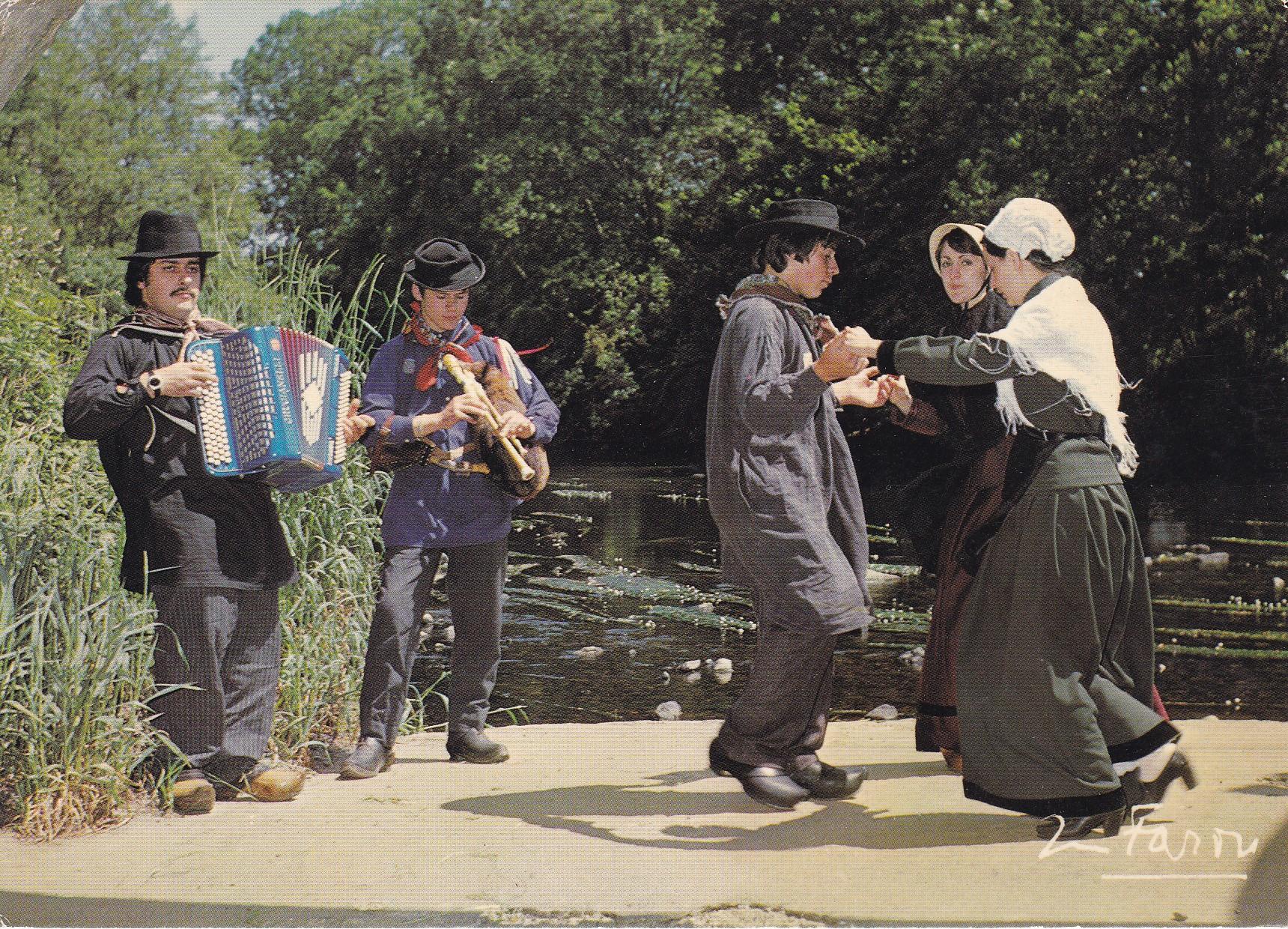 POSTAL 18287: Groupe Folklorique de Lavaveix-les-Mines