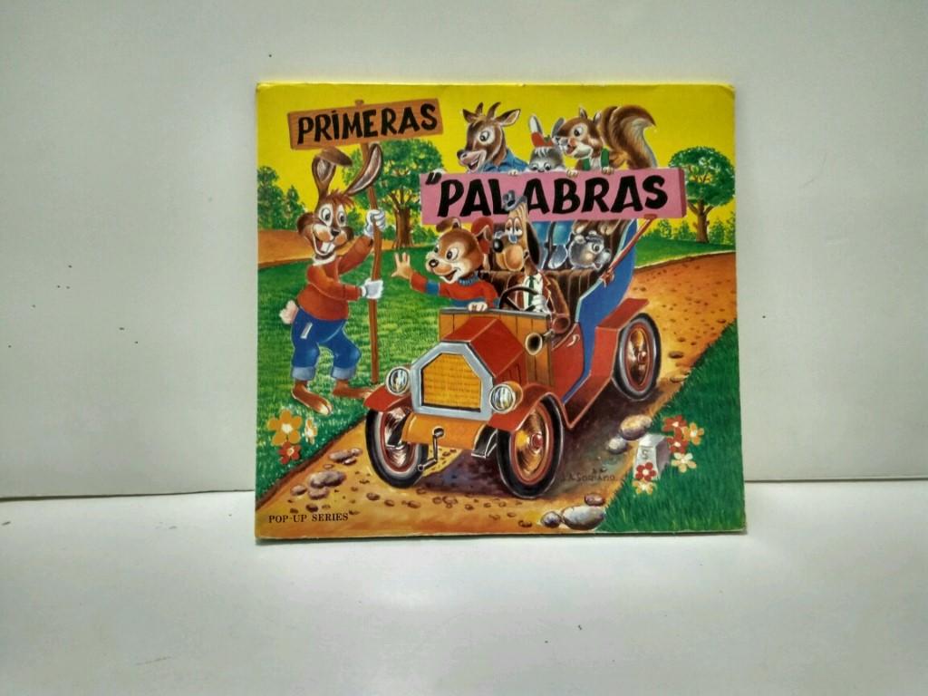 Serie Escuela, Numero 02: PRIMERA PALABRAS (Libro Desplegable)