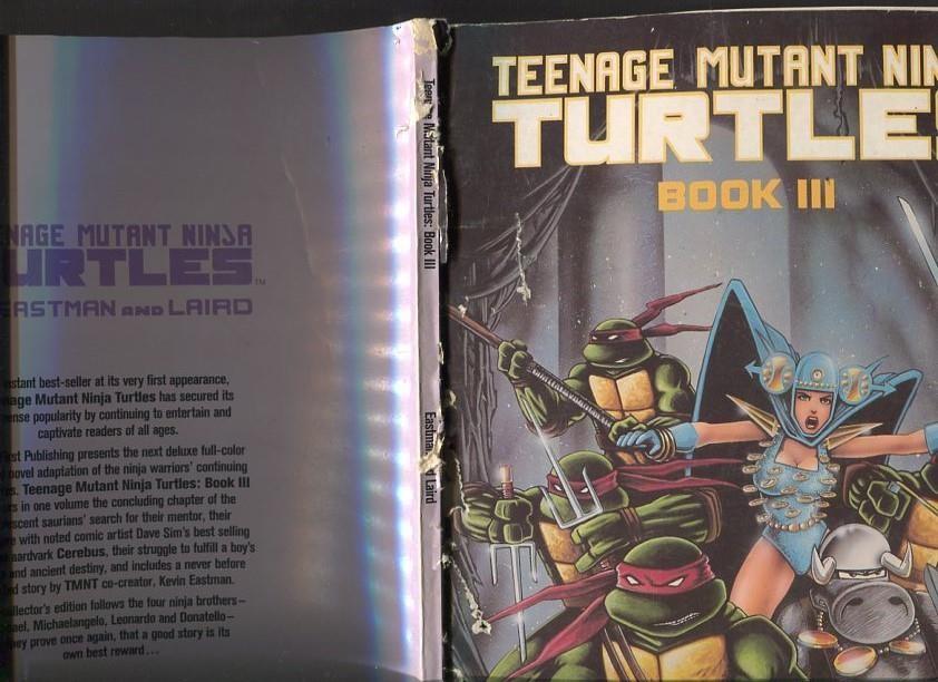 The Original Teenage Mutant Ninja Turtles book III (cubierta con roto lado lomo)