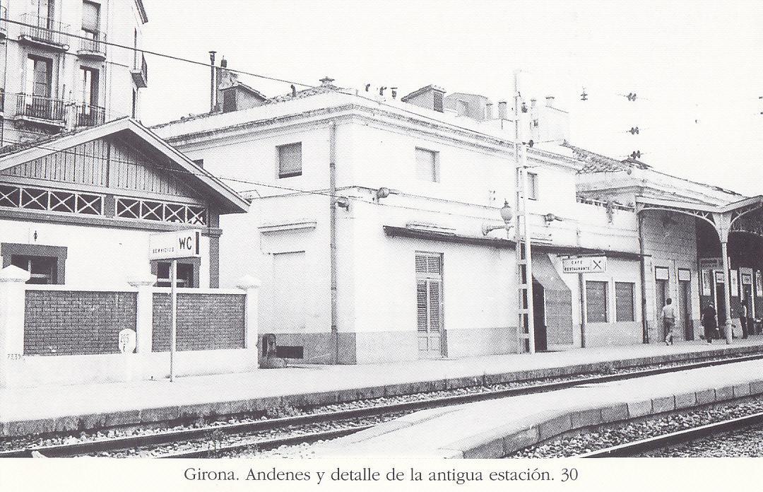 Postal 62453 : Girona. Andenes y detalle de la antigua estacion