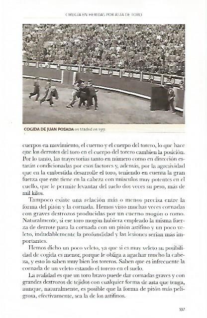 LAMINA COSSIO 50725: Cogida de Juan Posada en Madrid en 1951