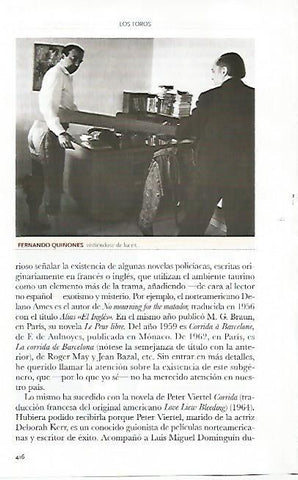 LAMINA COSSIO 51057: Fernando Quiñones vistiendose de luces