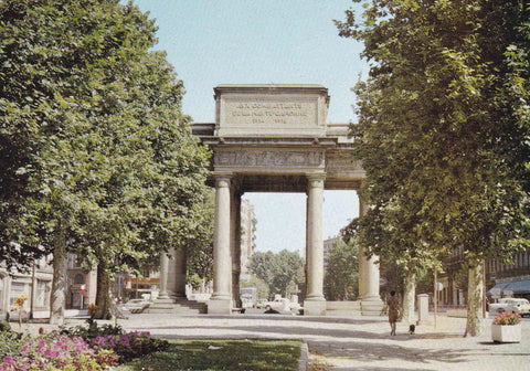 POSTAL 18558: Monument aux Morts Toulouse