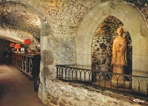 POSTAL 18561:Le cave de degustation  Beaujeu Rhone