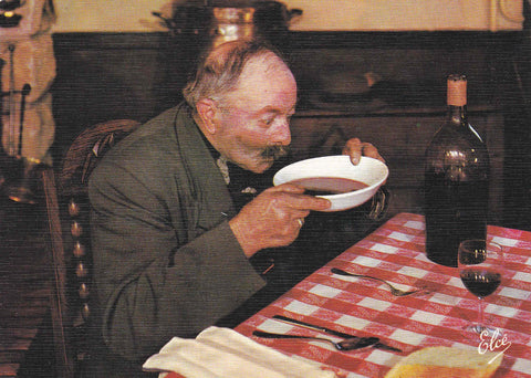 POSTAL 18572: Chabrot apres sa soupe