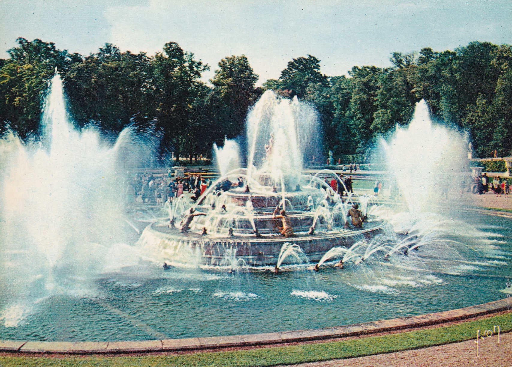 POSTAL 18617: Chateau de Versailles
