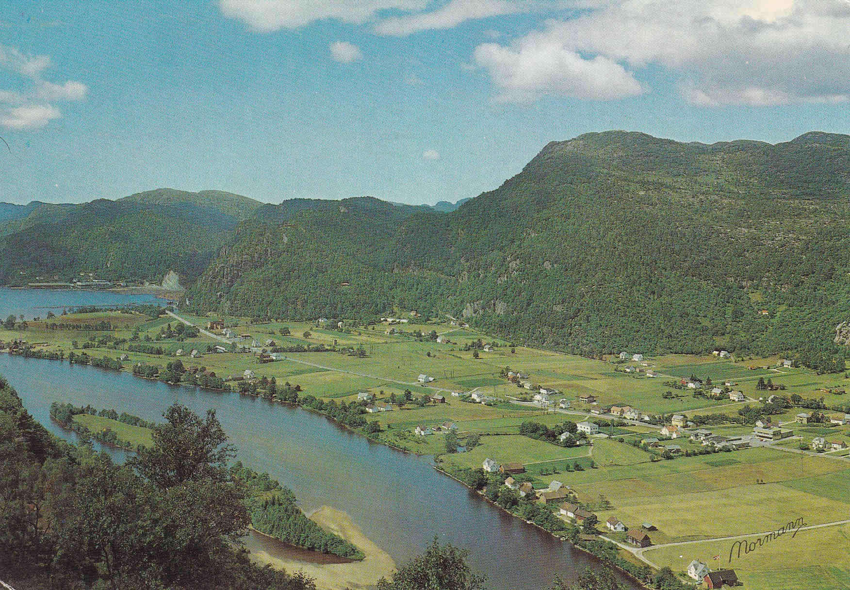 POSTAL 18689:Oyesletta Kvinesdal