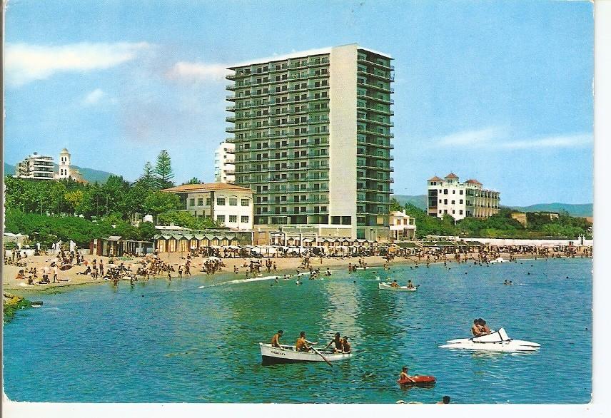 Postal 037013 : Costa del Sol. Marbella. Playa y vista parcial