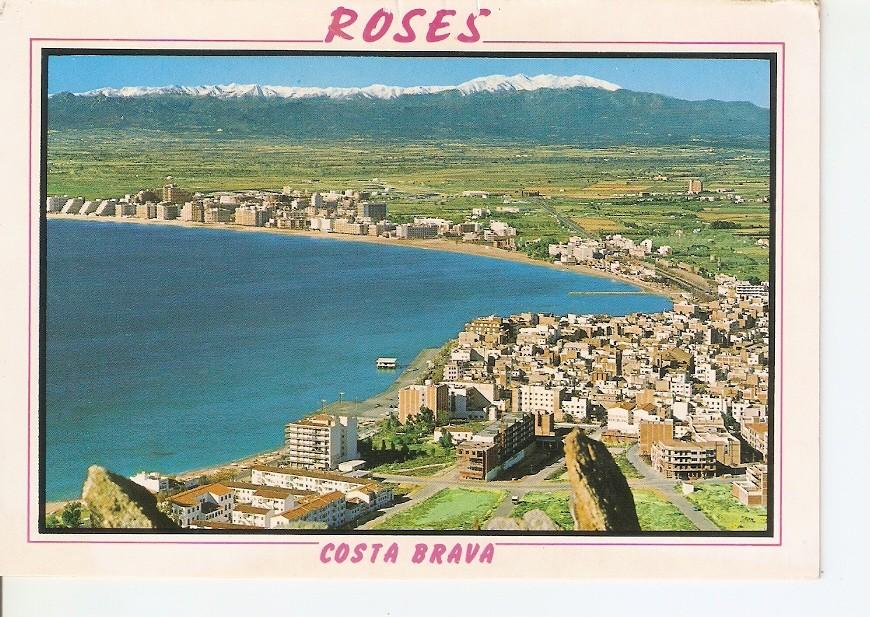 Postal 039025 : Roses (Costa Brava). Vista general i Pirineus