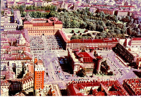 Postal 016629: TORINO - Panorama Piazza Castello Torino