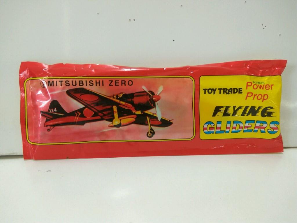 AVION: Flying Gliders KIG, Numero 02: MITSUBISHI ZERO