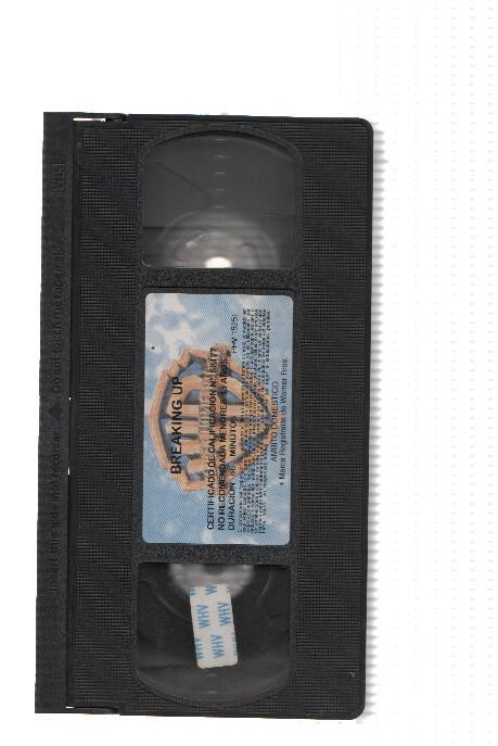 Cine VHS: BREAKING UP - Robert Greenwald