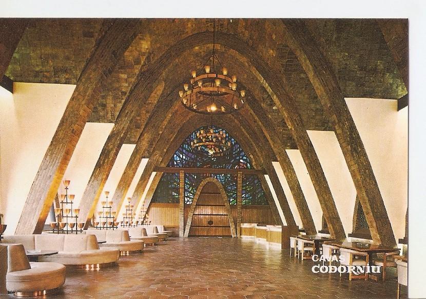 Postal 033971 : Cavas Codorniu. Sala Recepcion Puig y Cadafalch. Monumento Nacional