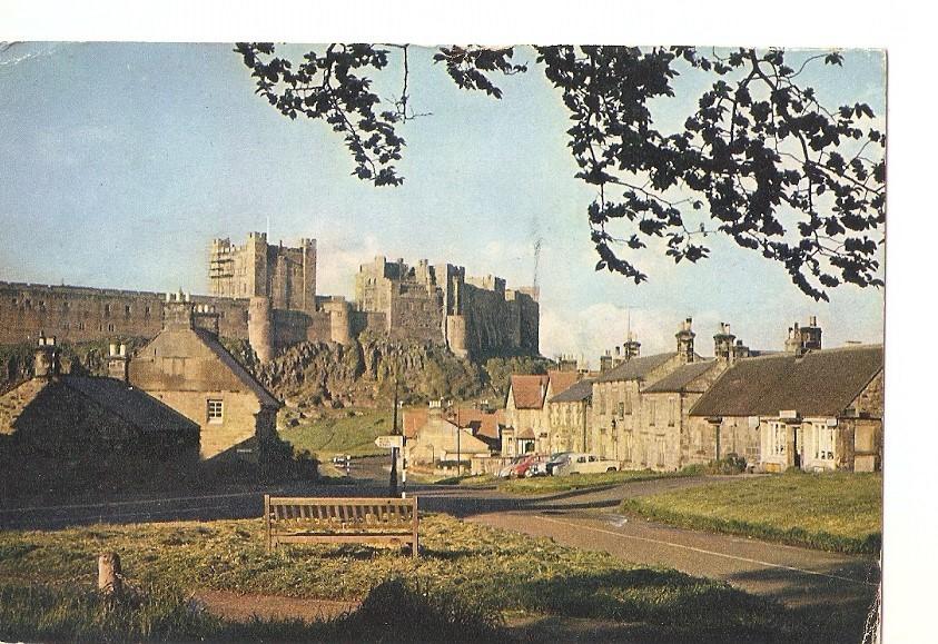 Postal 039465 : Bamburgh Village and Castle Northumberland