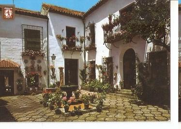 Postal 047784 : Cordoba. Patio tipico en Cardenal Herrero