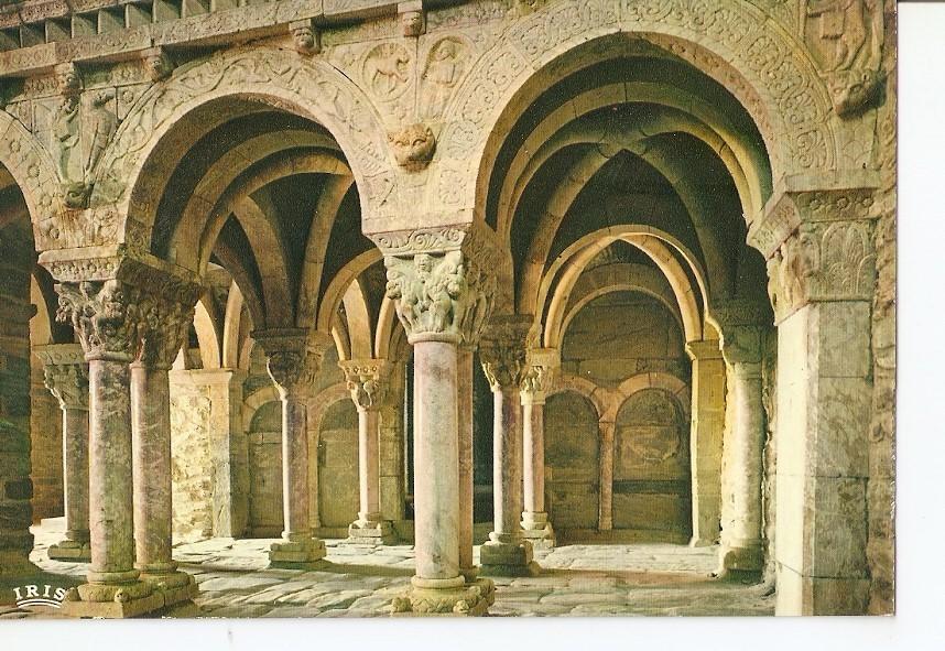 Postal 028918 : En Roussillon, Le prieure de Serrabone