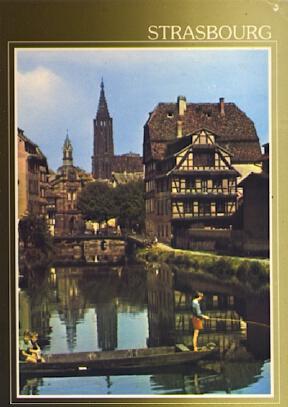 POSTAL 57196: Strasbourg La petite France et la Cathedrale