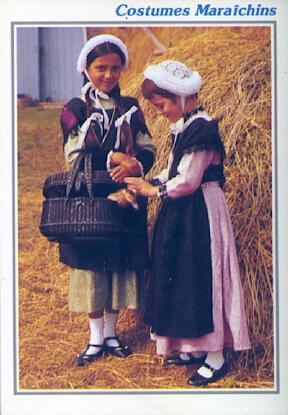 POSTAL 57208: Costumes Maraîchins La vendee