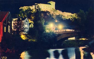 POSTAL 57291: Lourdes Le Château Fort de nuit “Son et Lumiere”