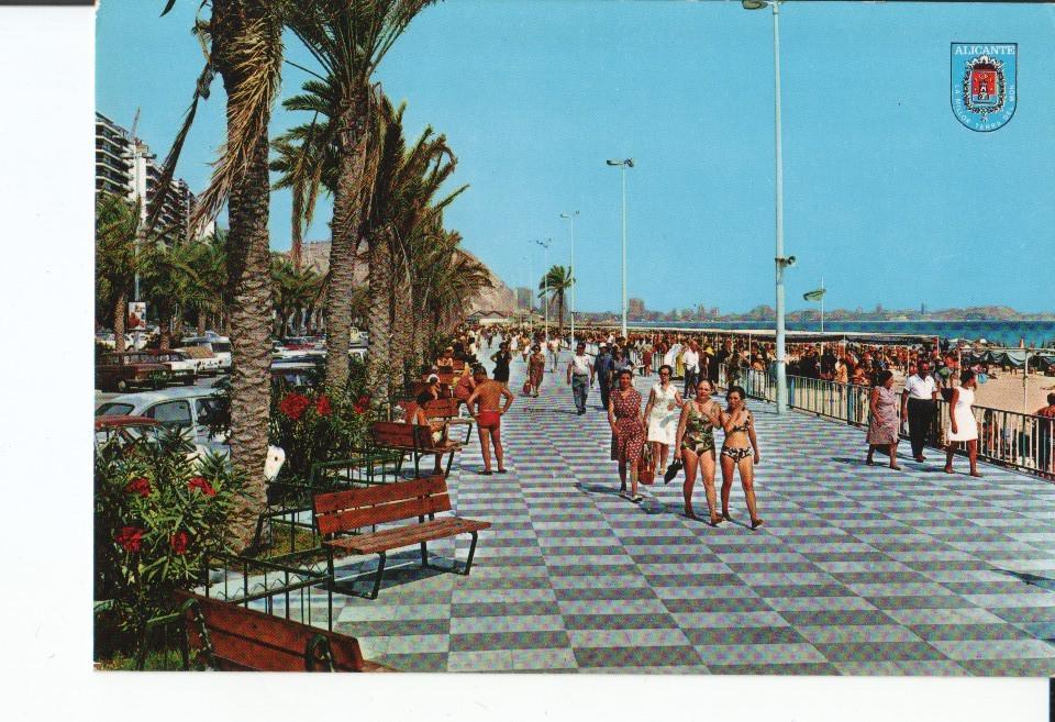 Postal 017016: ALICANTE Valenca - Playa de Postiguet