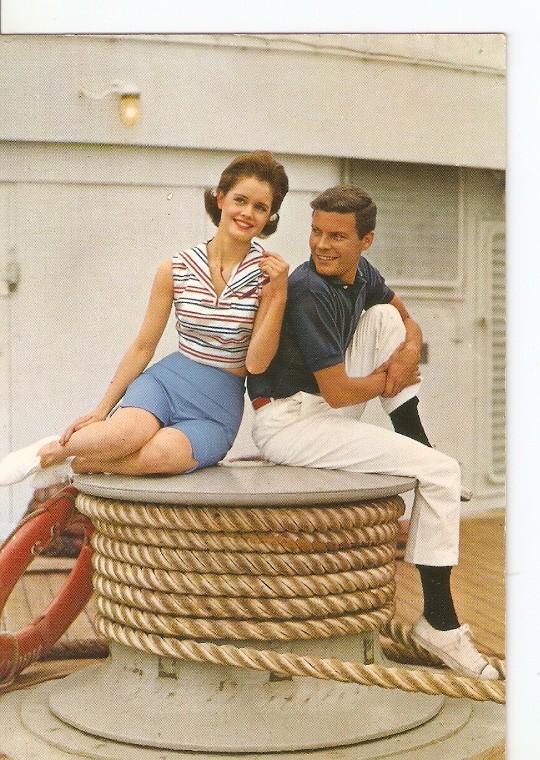 Postal 049512 : Pareja