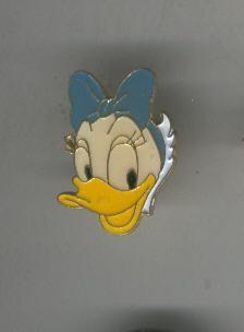 Pins metal: Daisy la novia del pato Donald