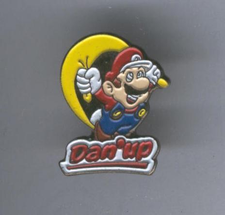 Pins metal: Mario Bross dan up