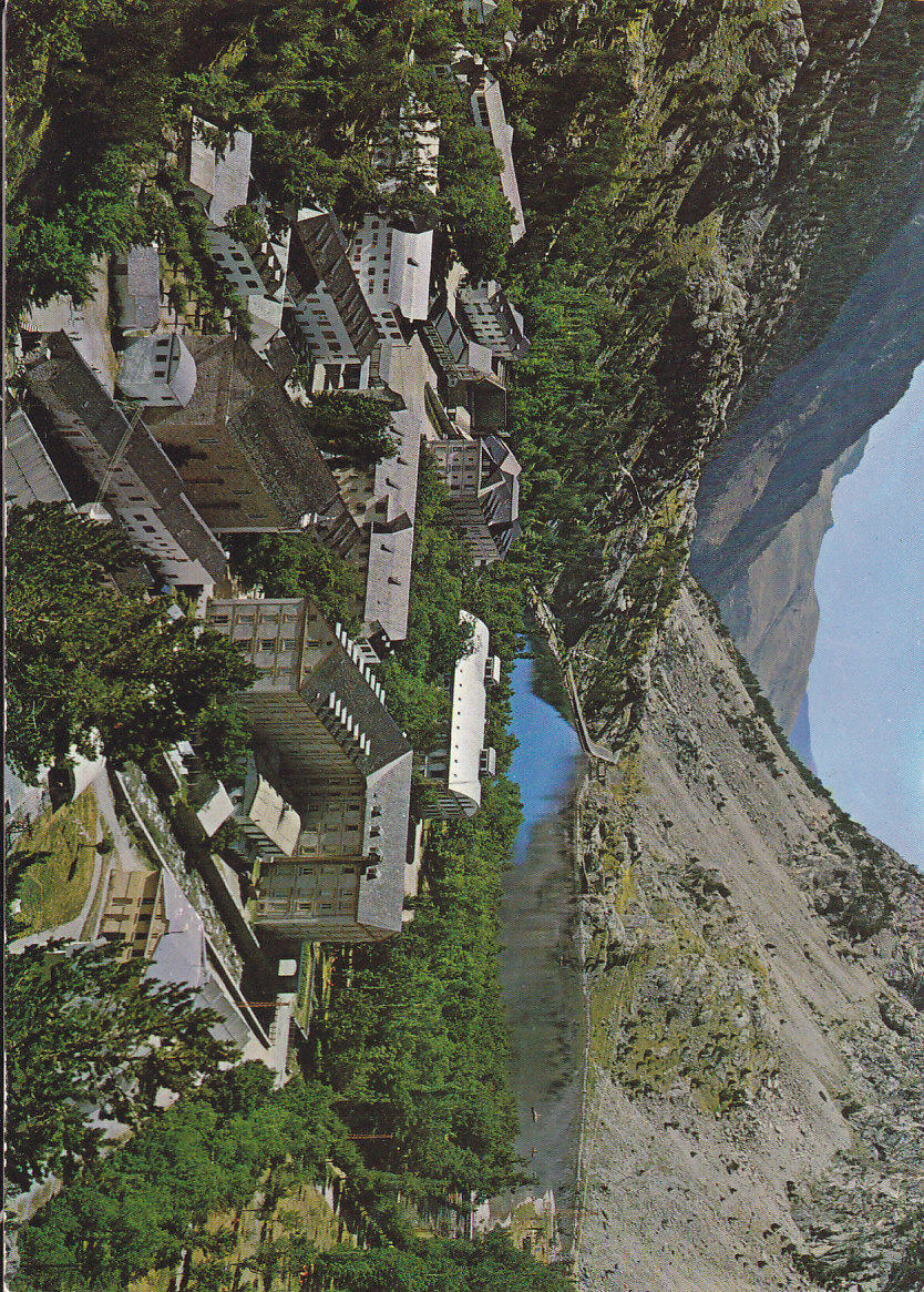 Postal 62054 : Balneario de Panticosa. pirineo Aragones. Vista genera y Lago