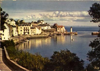 POSTAL 61425: Pueblo costero