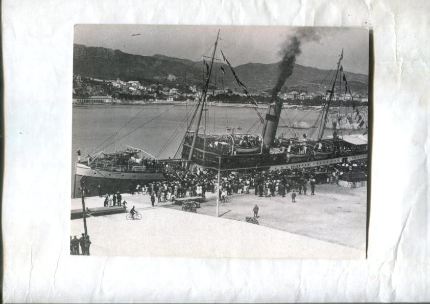 Foto/Tarjeta: 1928. Vista del Port de Sant Feliu de Guixols (Girona)