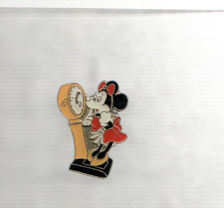 Pins: Minnie Mouse en la bascula