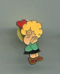 Pins metal: Susana de la serie Mafalda