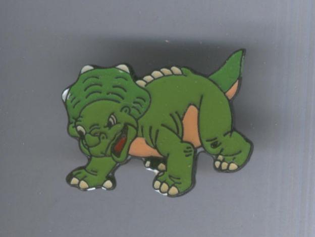 Pins metal: Triceratops